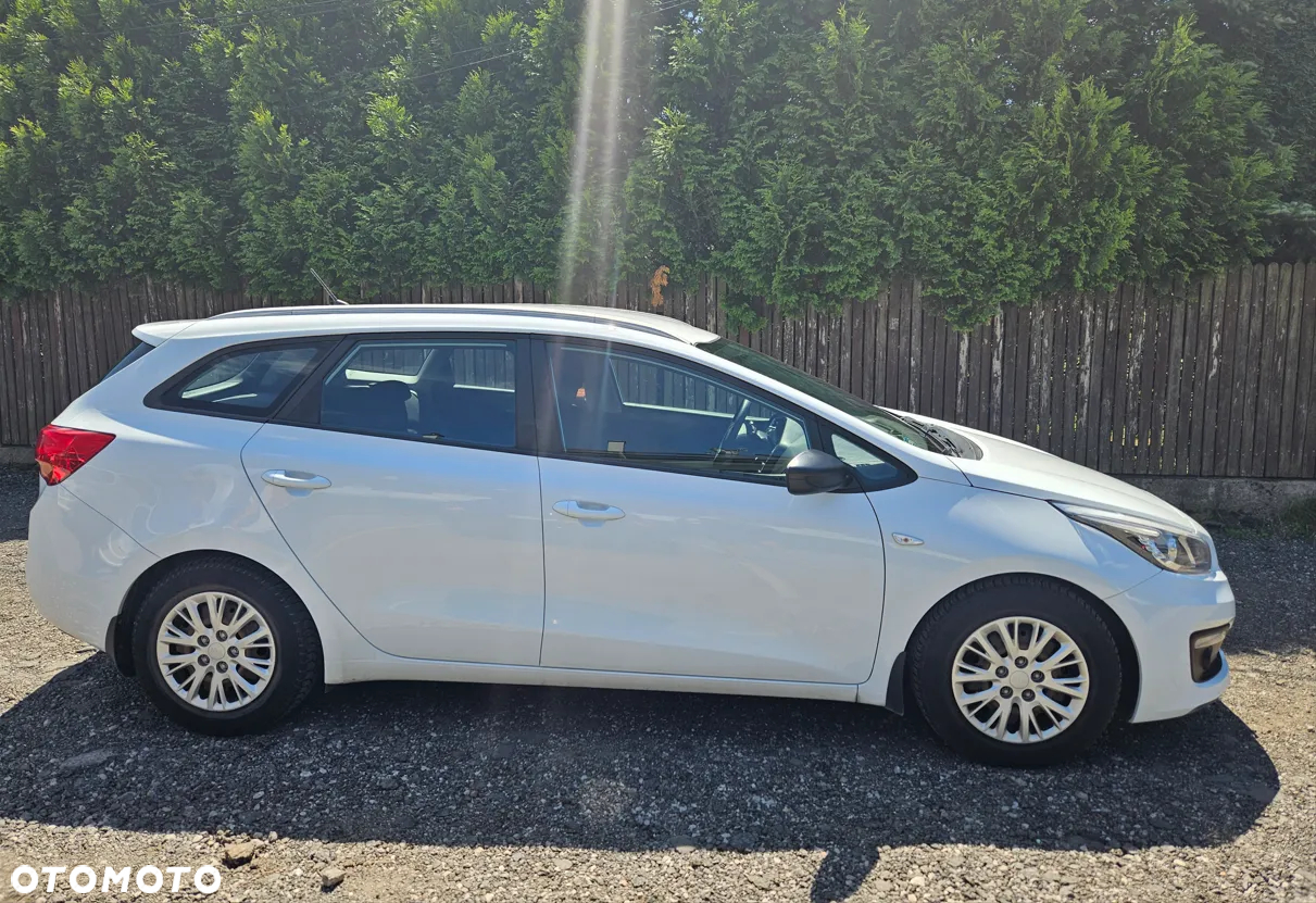 Kia Ceed - 3