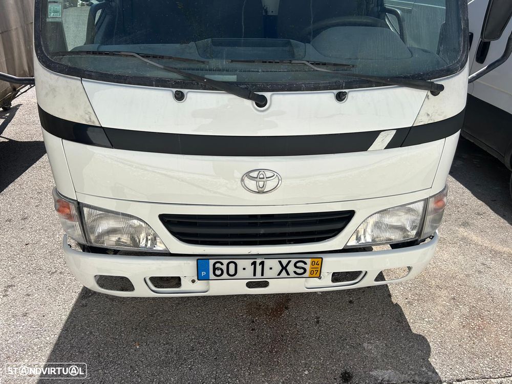 Toyota DYNA - 1