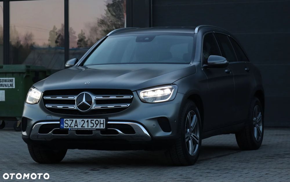 Mercedes-Benz GLC - 37