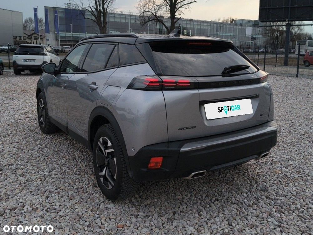 Peugeot 2008 - 7