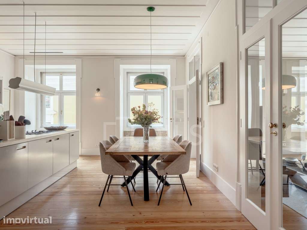 Apartamento T6 convertido em T3 em Santa Maria Maior, Lisboa - Grande imagem: 2/30