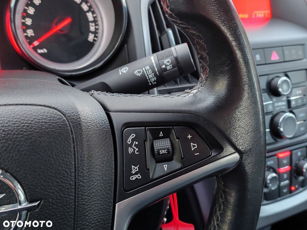 Opel Astra 1.4 T Business EU6 - 14