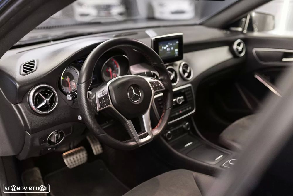 Mercedes-Benz CLA 220 - 20