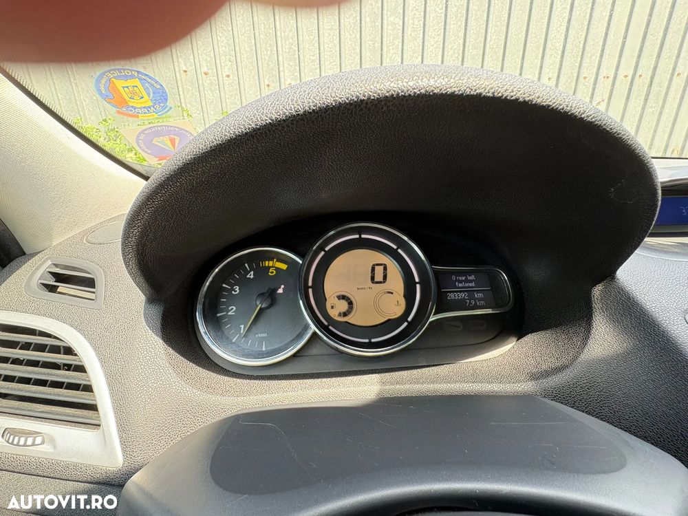 RENAULT Megane 2010 — imagine 15