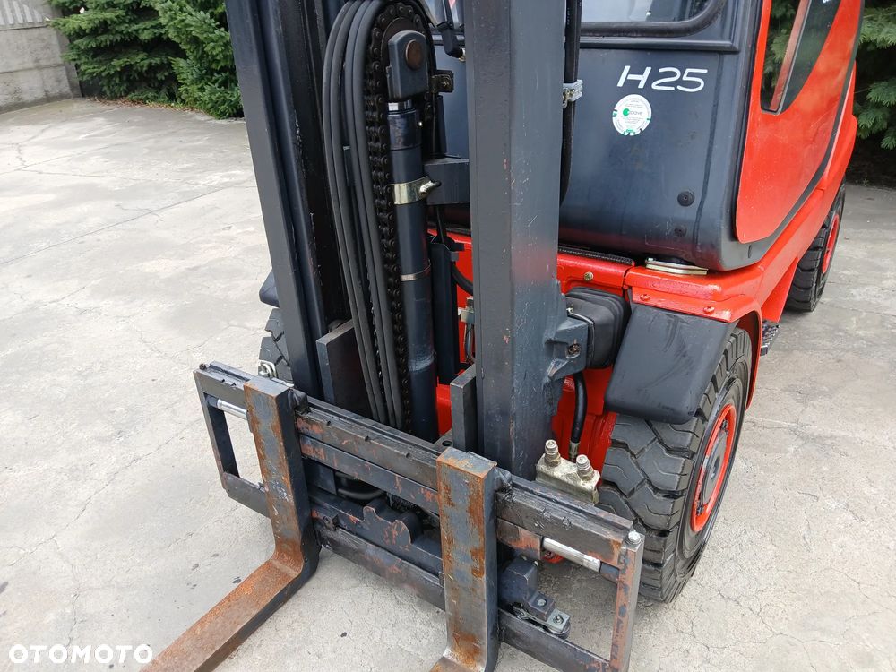 Linde H25T-03 2002rok wolny skok przesuw sprowadzony - 18