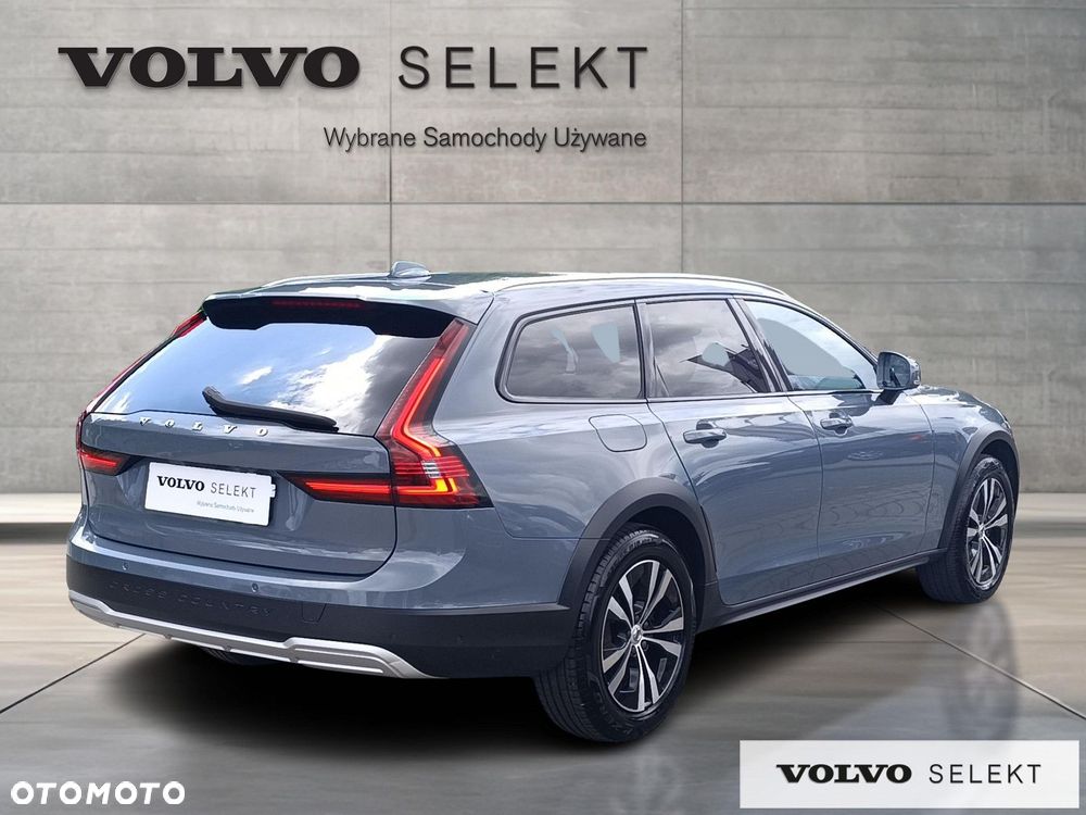 Volvo V90 Cross Country - 7