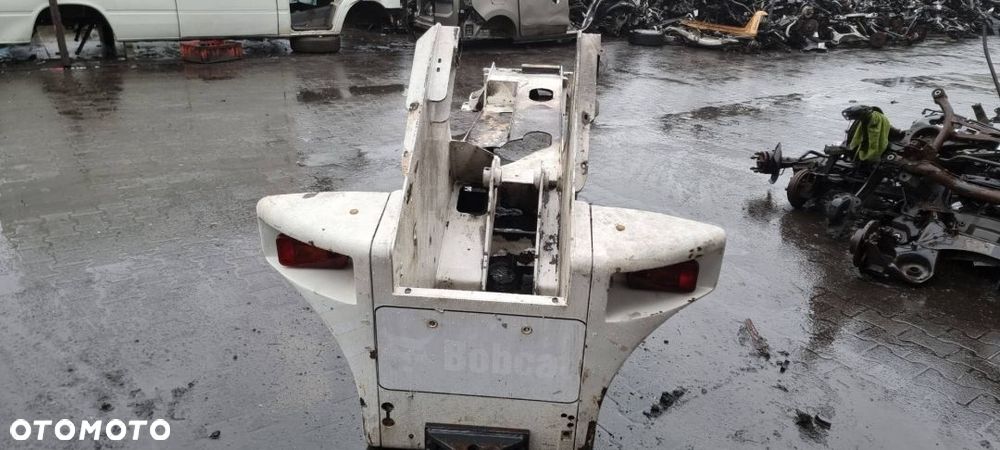 RAMA ŁADOWARKA BOBCAT T2556 2005 - 5