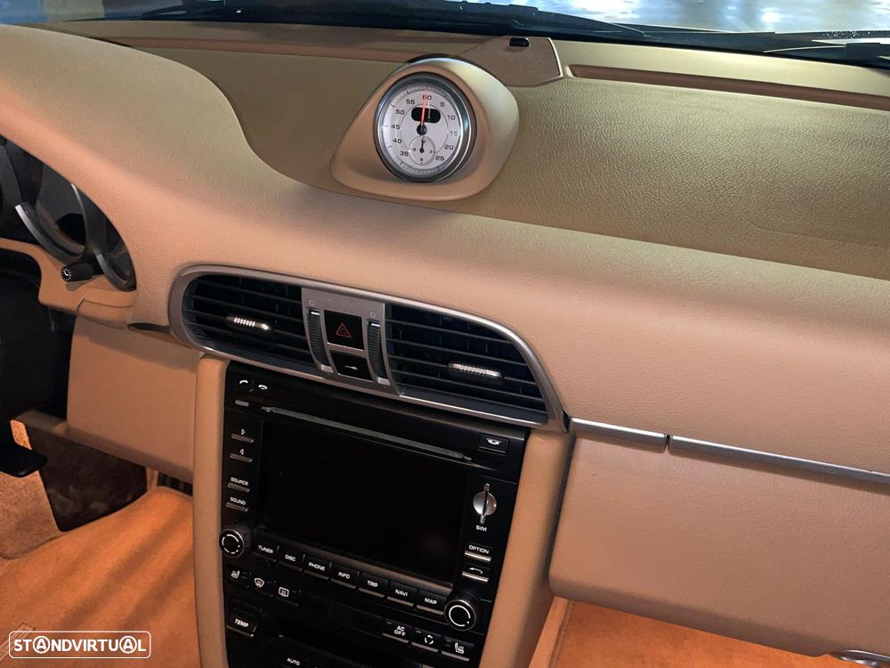 Porsche 911 (997) Carrera S - 14