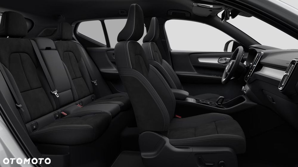 Volvo XC 40 B3 Plus Dark - 14