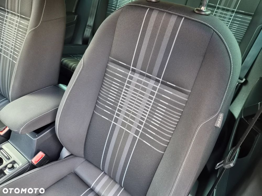 Volkswagen Golf 1.4 TSI BlueMotion Technology Lounge - 27