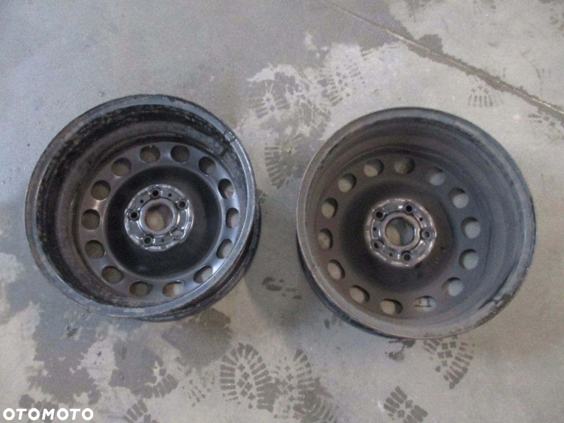 FELGA STALOWA GOLF VII AUDI A3 8V 6J16 ET48 - 3