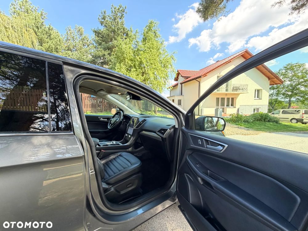 Ford Edge 2.0 EcoBlue Bi-Turbo 4x4 Titanium - 24