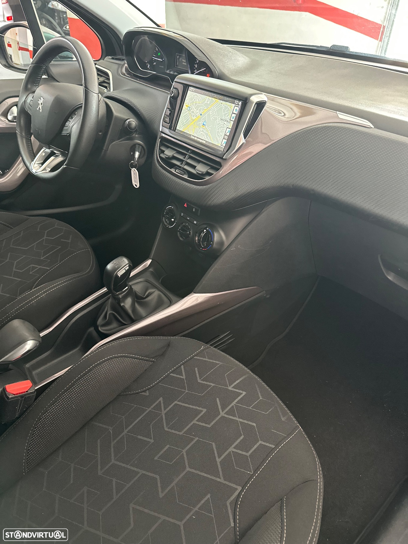Peugeot 2008 1.2 VTi Active - 8