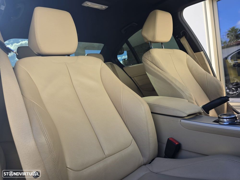 BMW 320 i Efficient Dynamics Edition Sport Line - 12