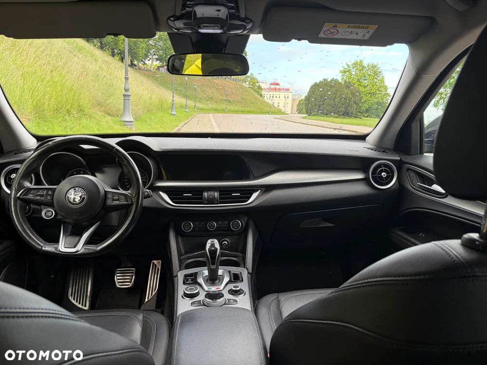 Alfa Romeo Stelvio 2.0 Turbo Sprint Q4 - 5
