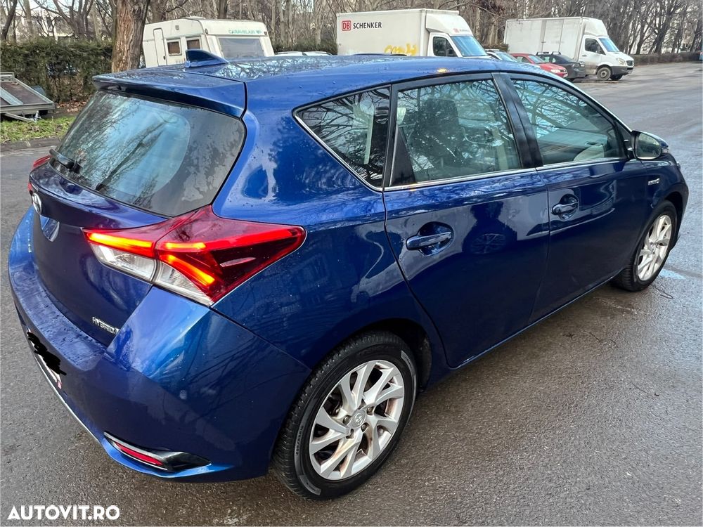 Toyota Auris - 3