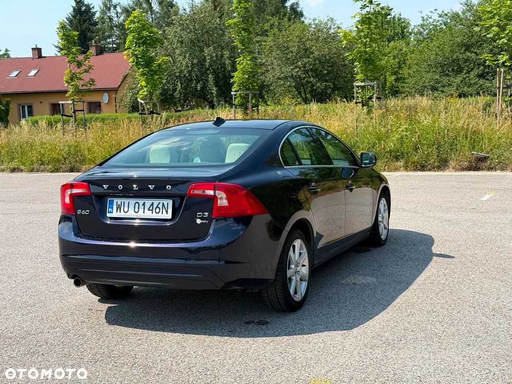 Volvo S60 D3 Drive-E Summum - 8