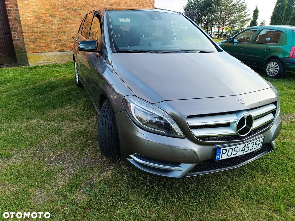 Mercedes-Benz Klasa B 220 4Matic 7G-DCT - 5