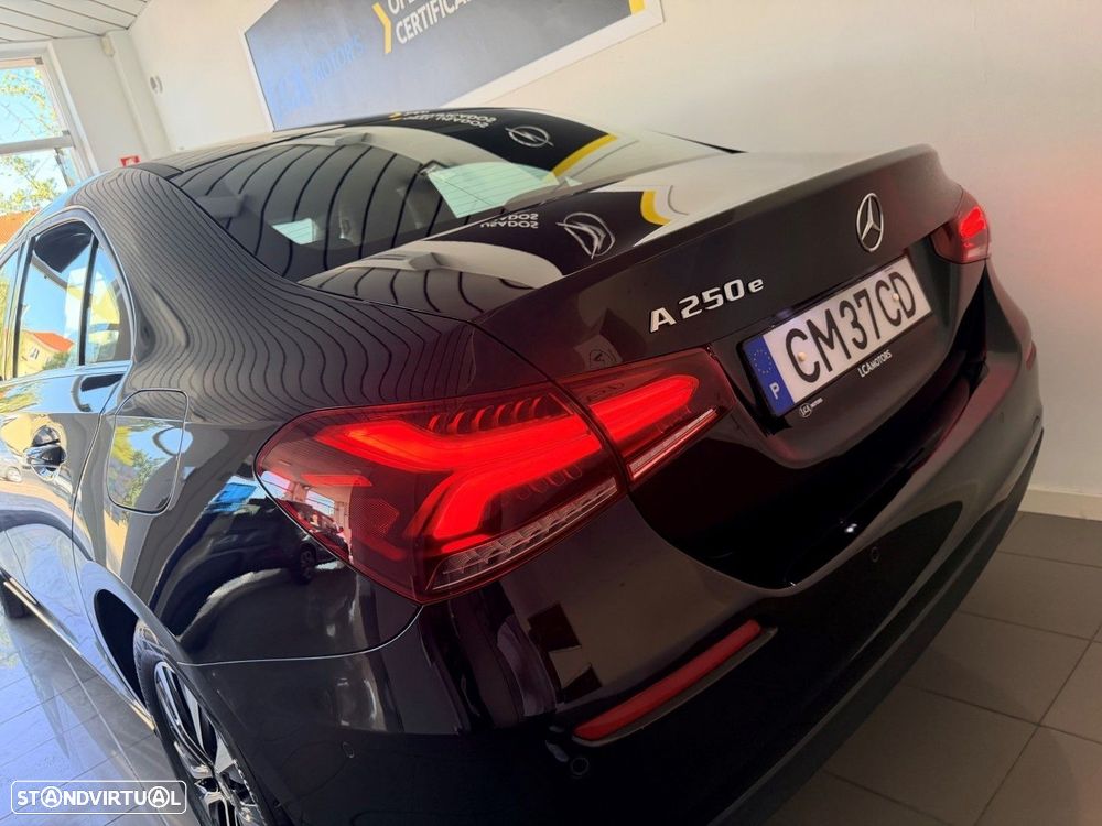 Mercedes-Benz A 250 - 11