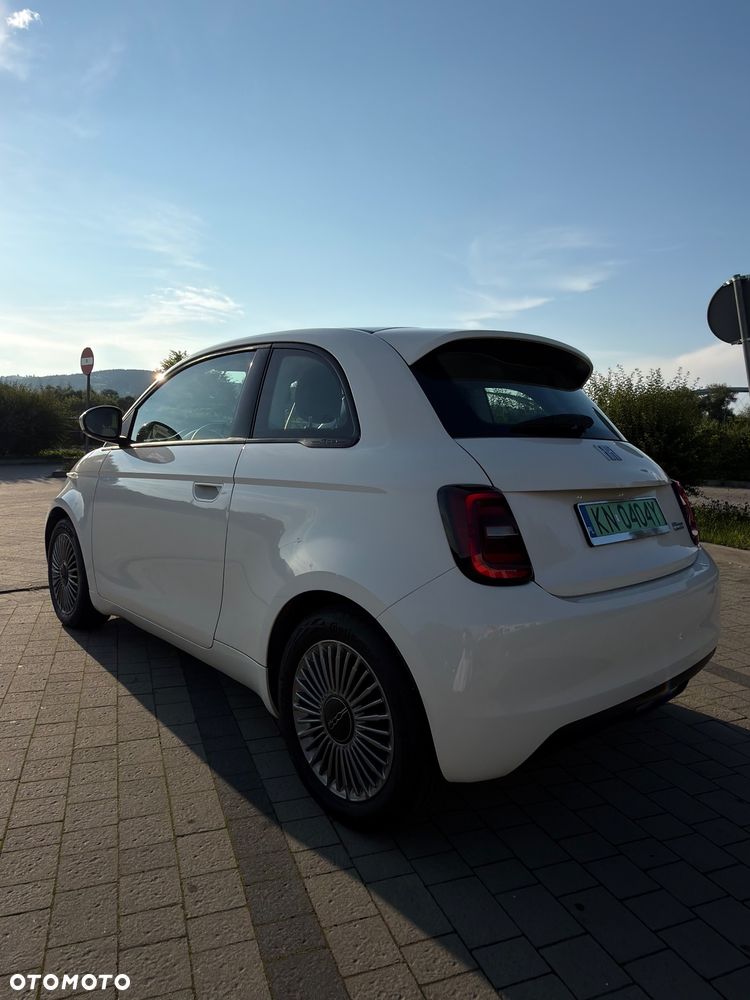 Fiat 500 23.8kWh Icon - 6