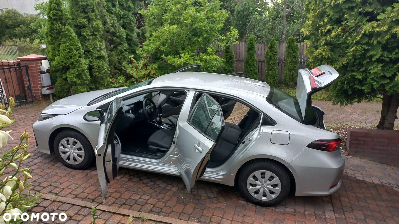 Toyota Corolla - 38