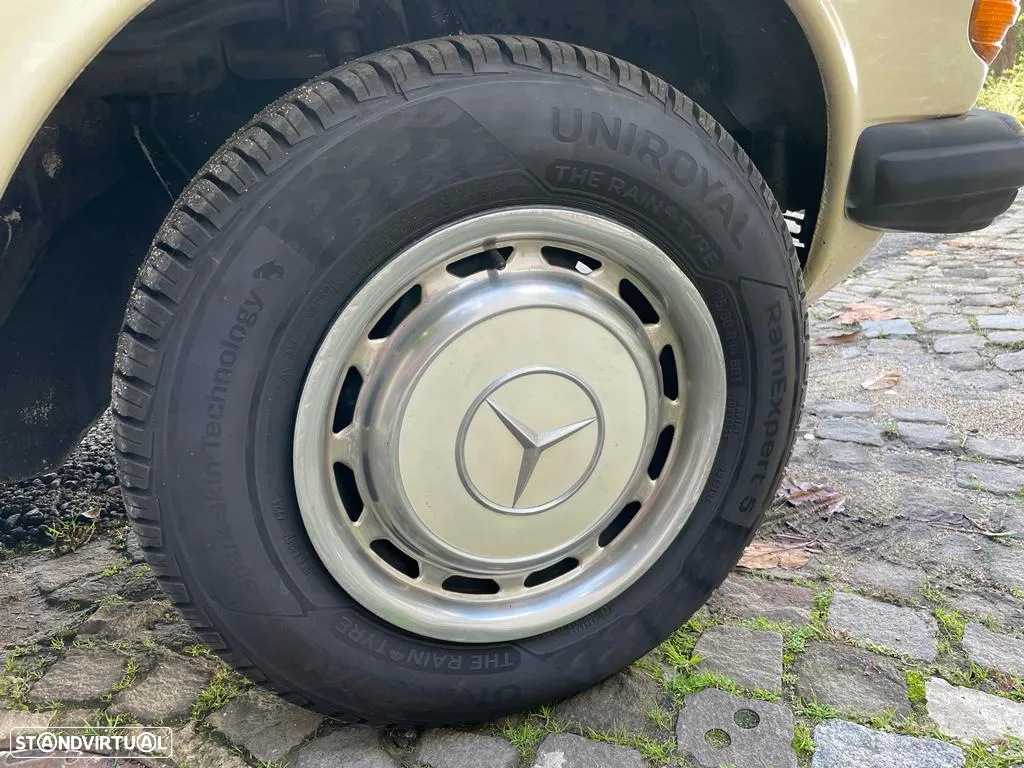 Mercedes-Benz 300 - 13