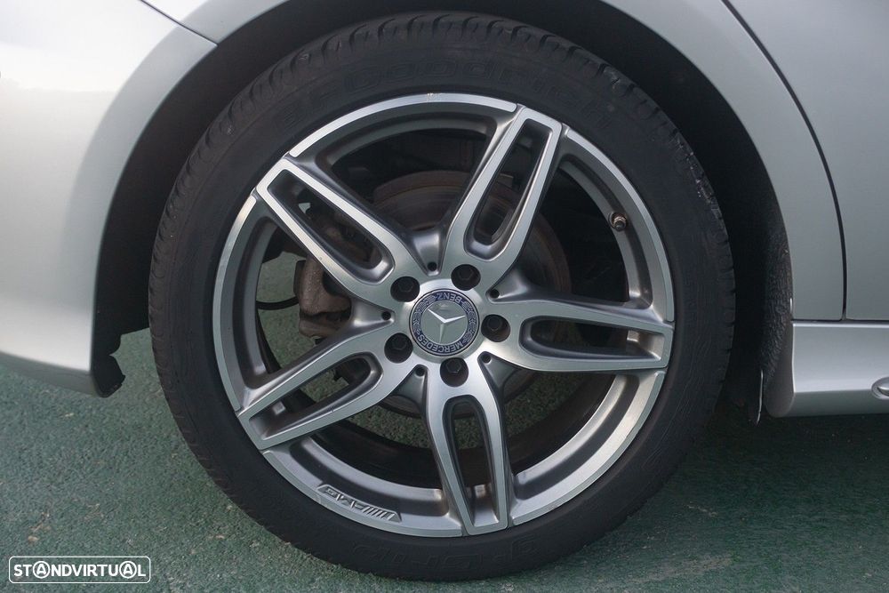 Mercedes-Benz A 180 d AMG Line - 7