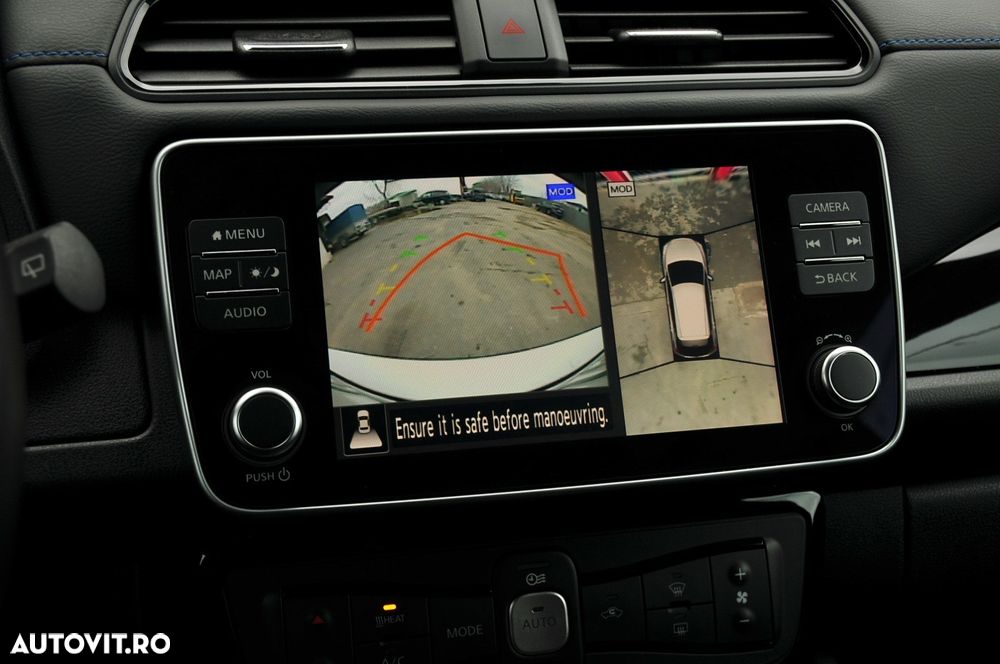 Nissan LEAF 40 kWh Tekna - 13