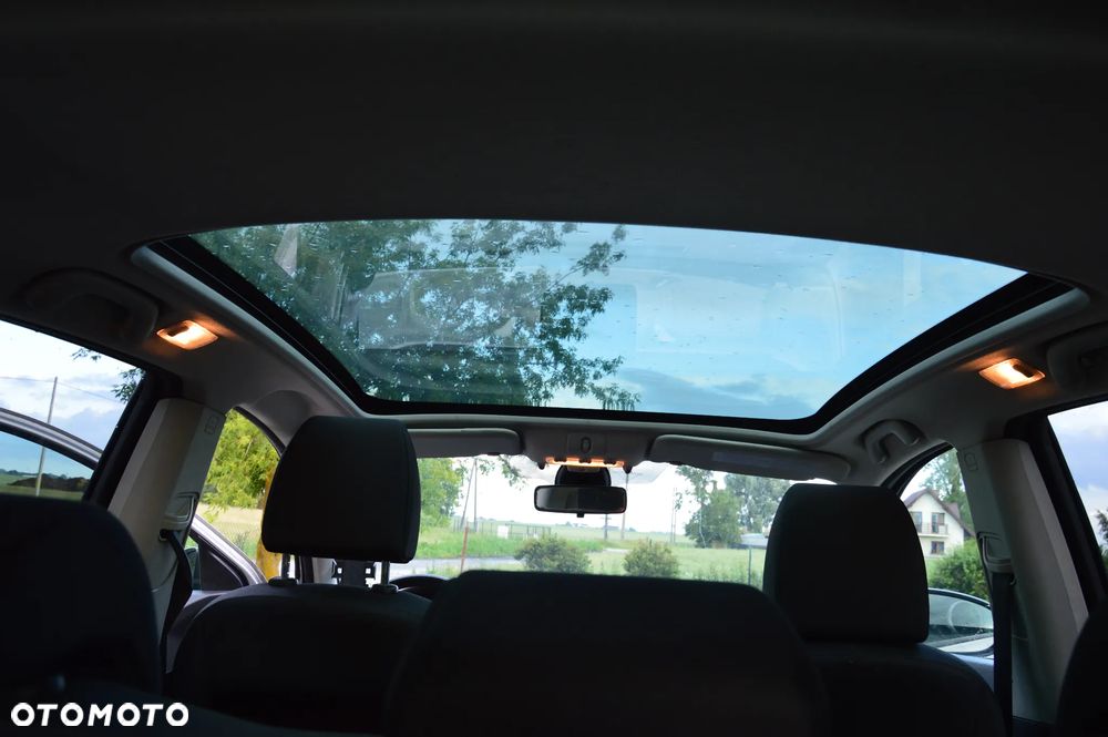 Nissan Qashqai - 25
