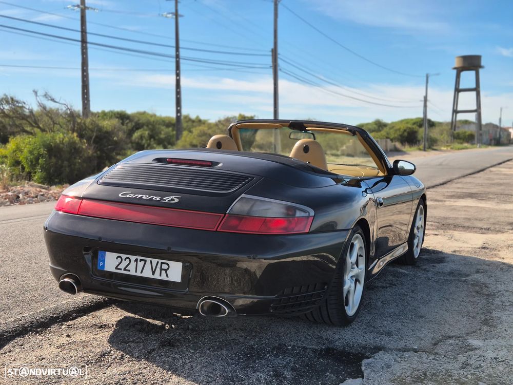 Porsche 911 (996) Carrera 4 S - 9