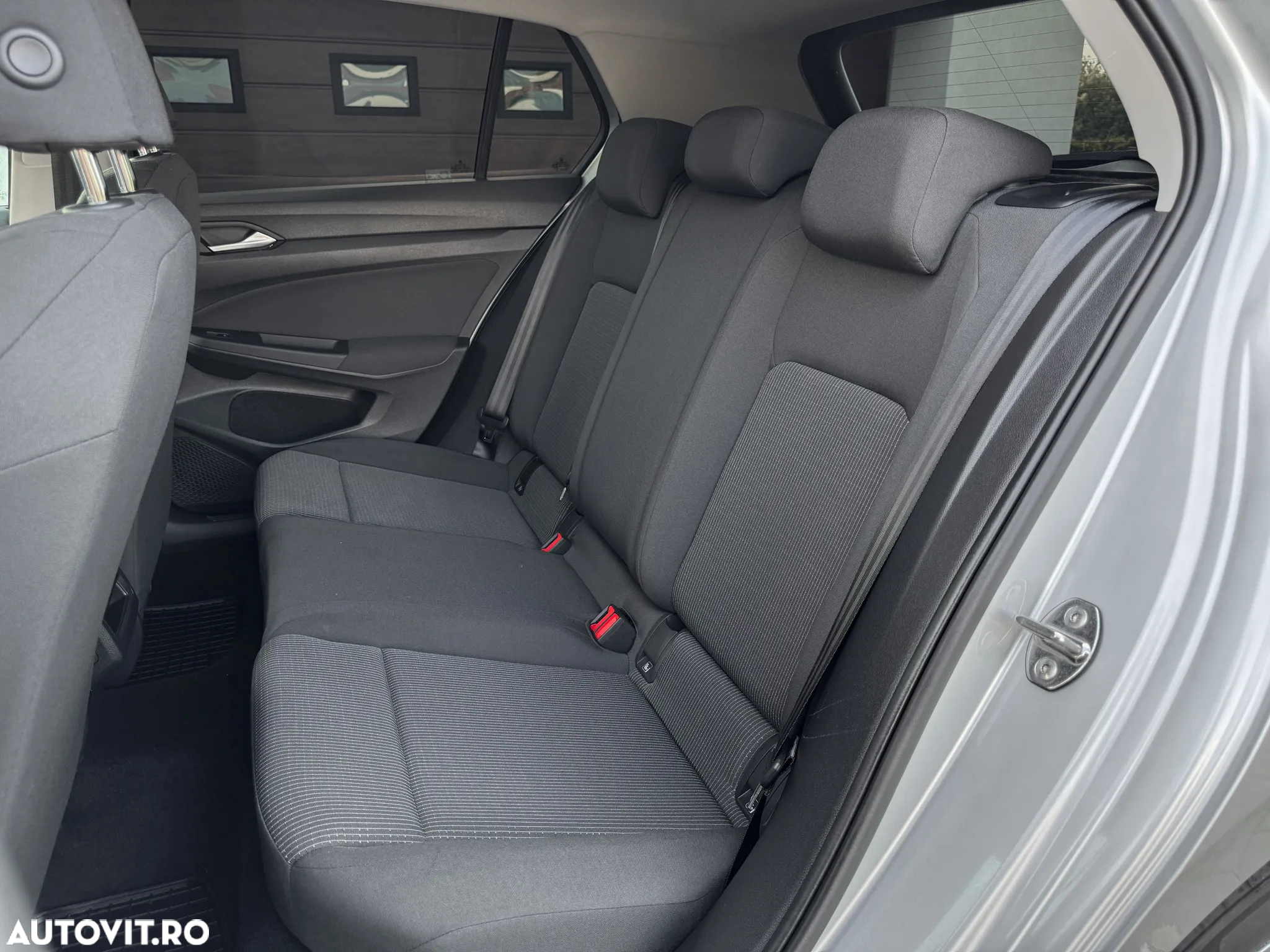 Volkswagen Golf 1.0 TSI OPF - 8