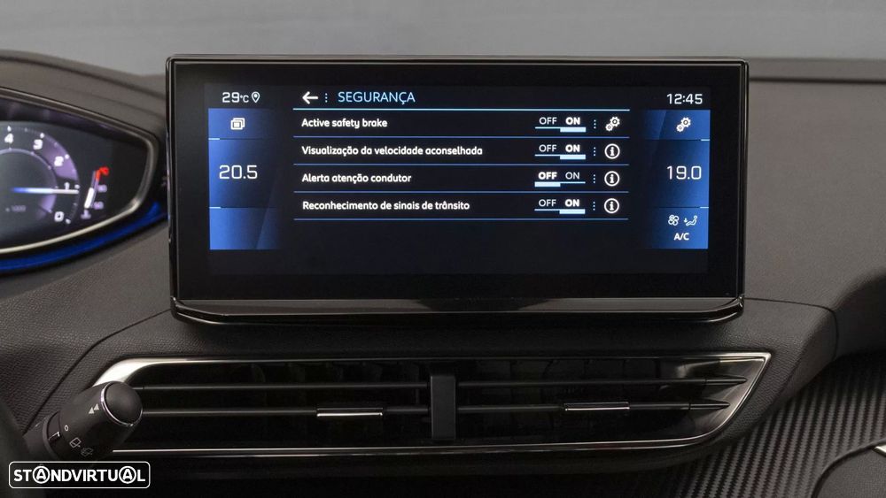 Peugeot 5008 1.2 PureTech Allure EAT8 - 32