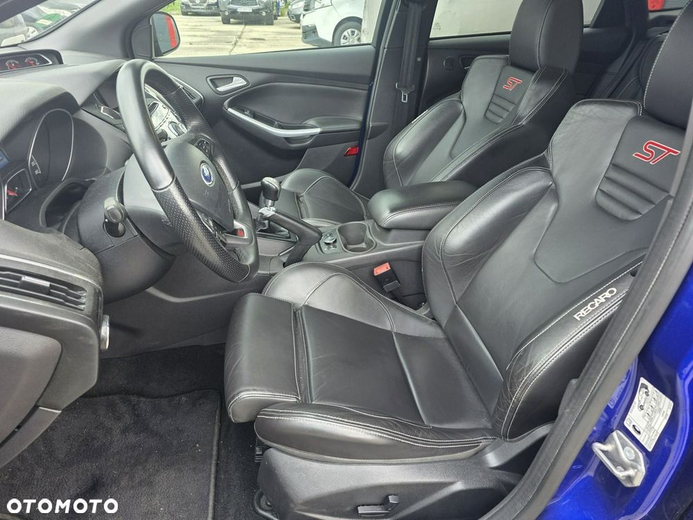 Ford Focus - 9