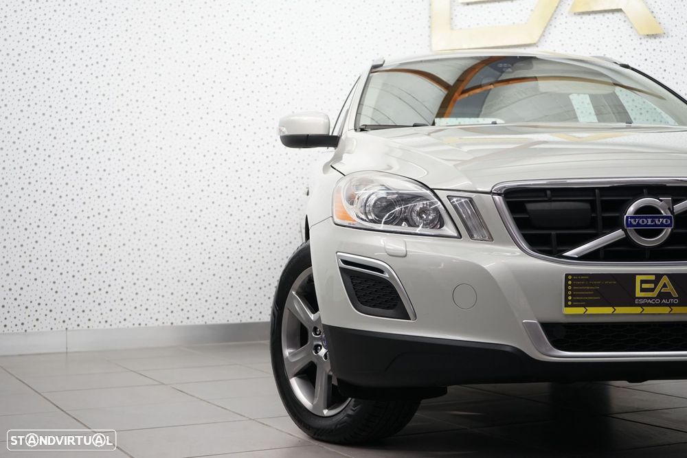 Volvo XC 60 2.0 D3 Summum Geartronic - 37