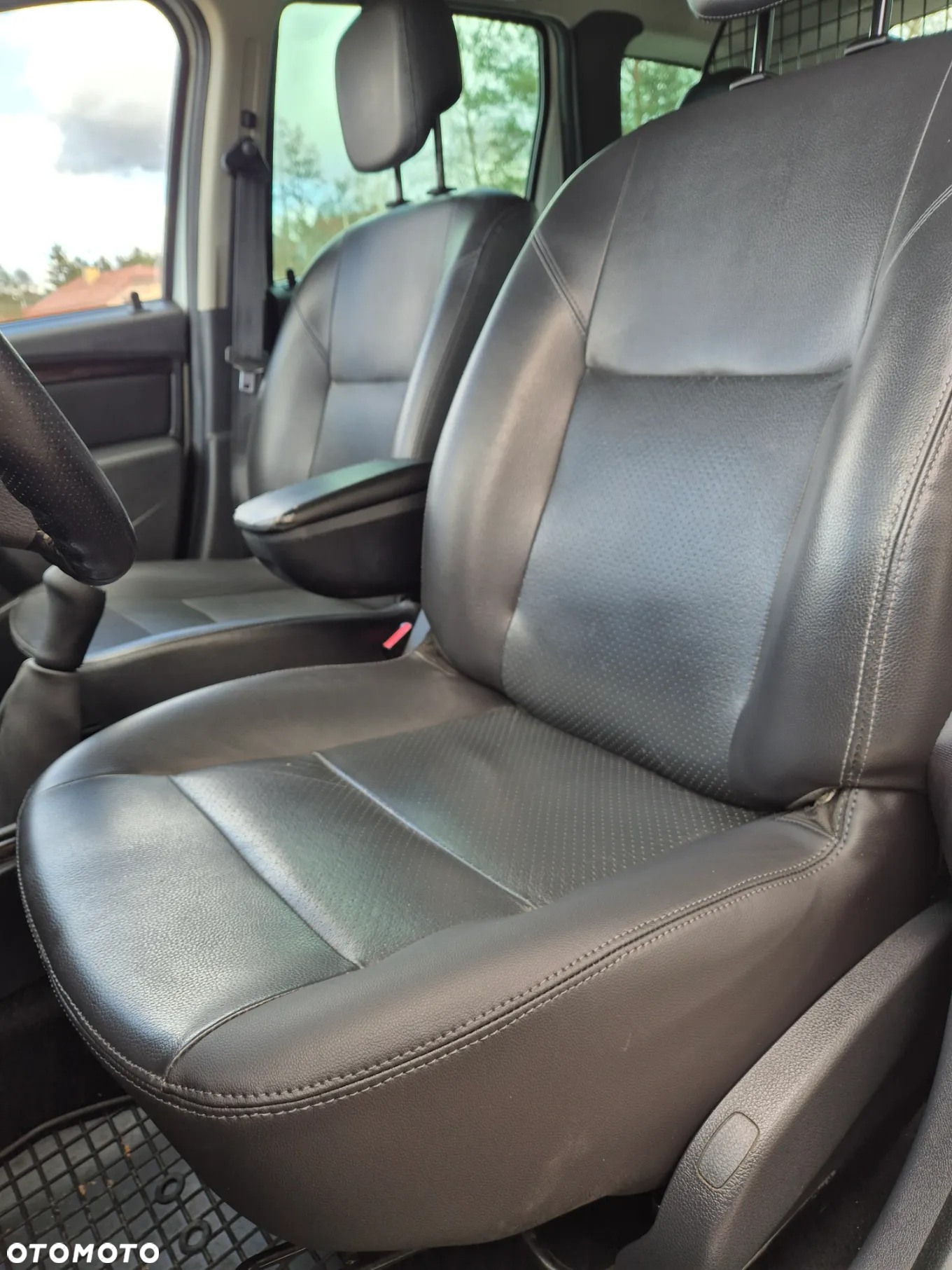 Dacia Duster 1.6 16V 4x2 Prestige - 10