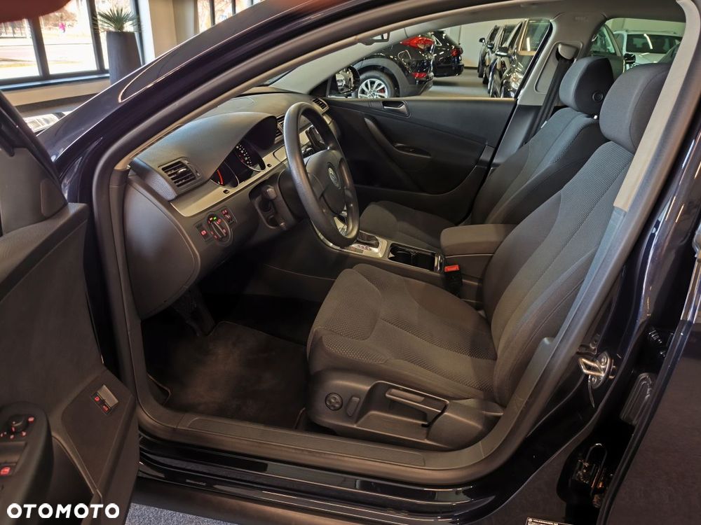 Volkswagen Passat 2.0 Blue TDI DSG SCR Comfortline - 6