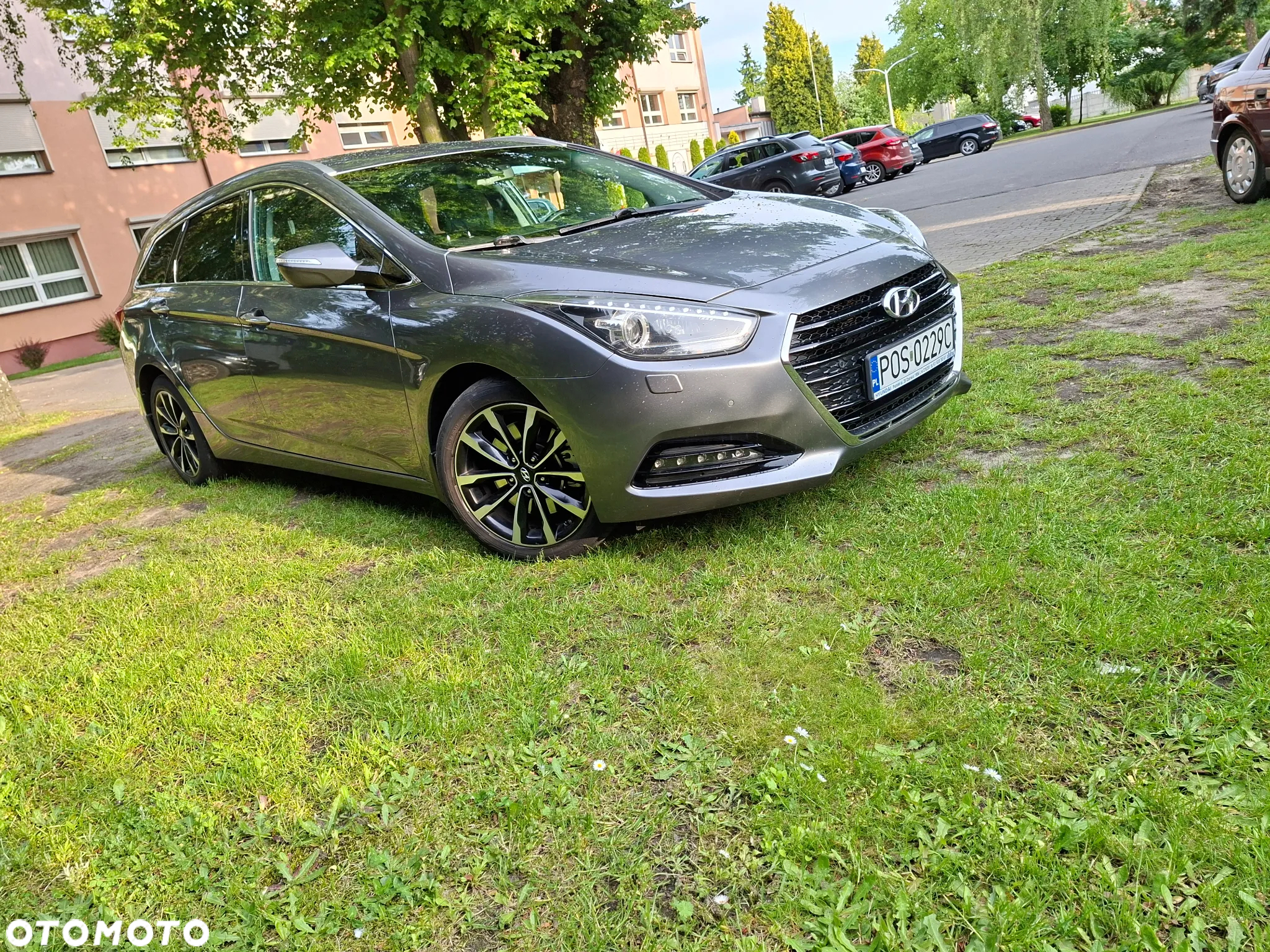 Hyundai i40 1.7 CRDi Comfort DCT - 2
