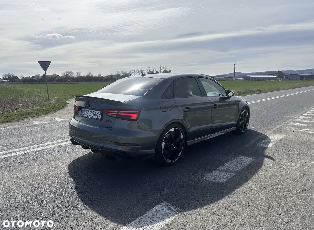 Audi RS3 Limousine 2.5 TFSI GPF Quattro S tronic - 4