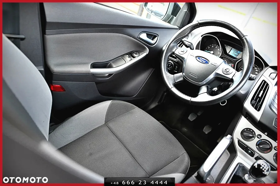 Ford Focus Turnier 1.0 EcoBoost Start-Stopp-System TITANIUM - 16