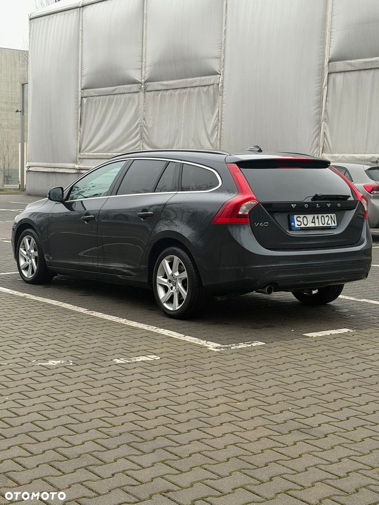 Volvo V60 D2 Edition - 10