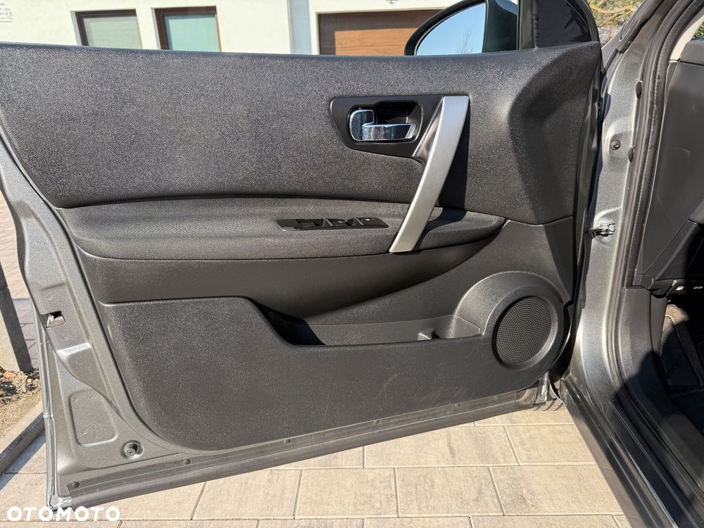 Nissan Qashqai+2 - 20