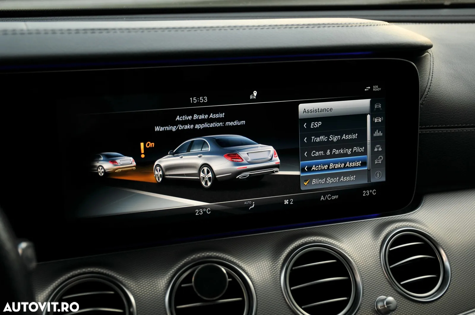 Mercedes-Benz E 220 d 4Matic 9G-TRONIC AMG Line - 31