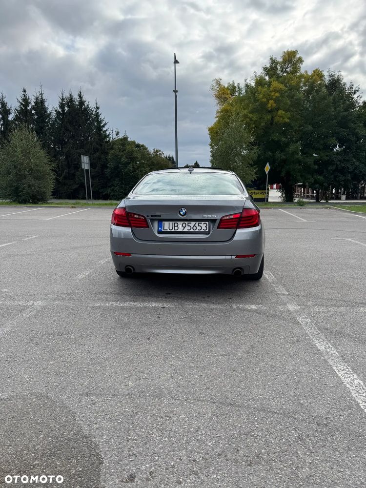 BMW Seria 5 535i xDrive - 9