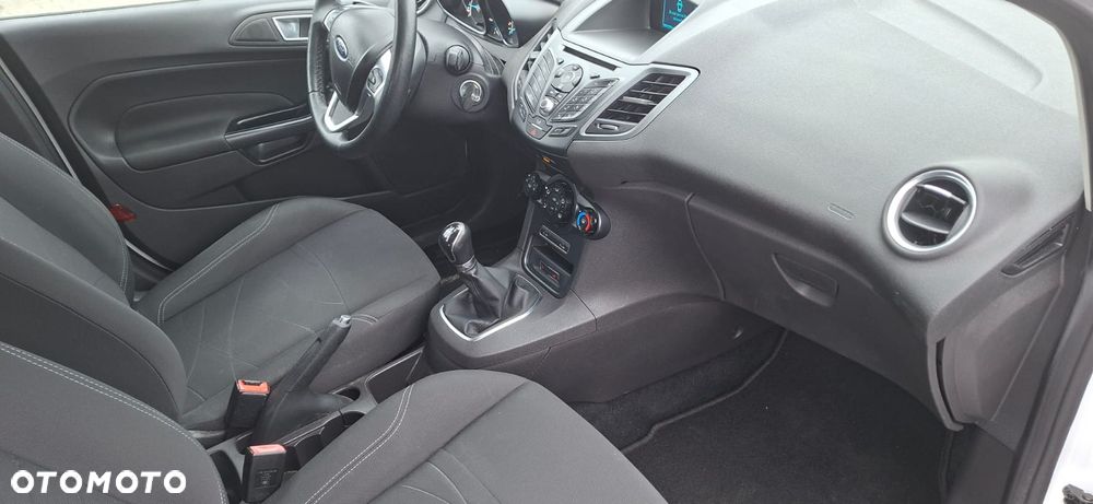 Ford Fiesta 1.0 EcoBoost Trend - 12