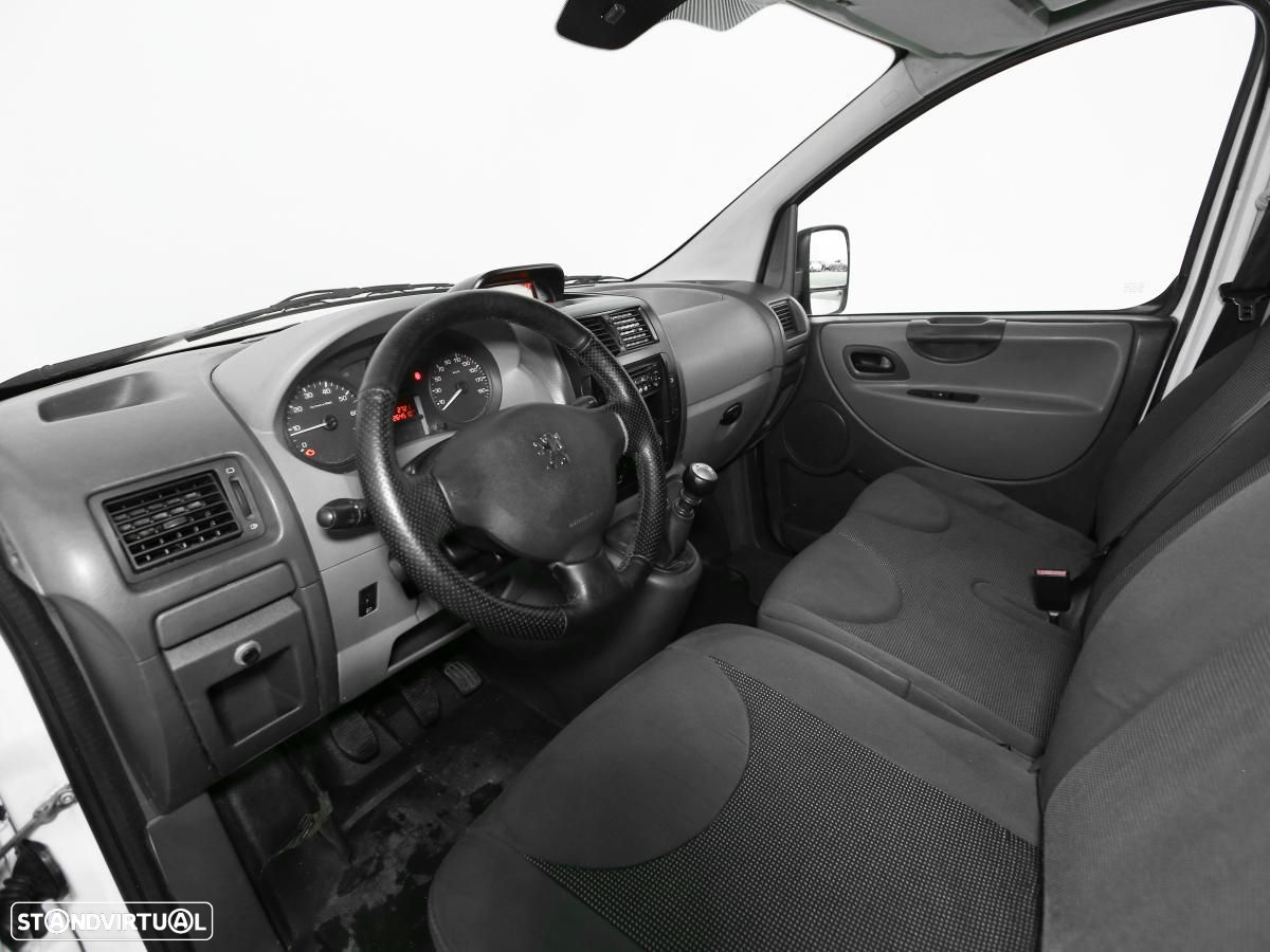 Peugeot Expert - 8