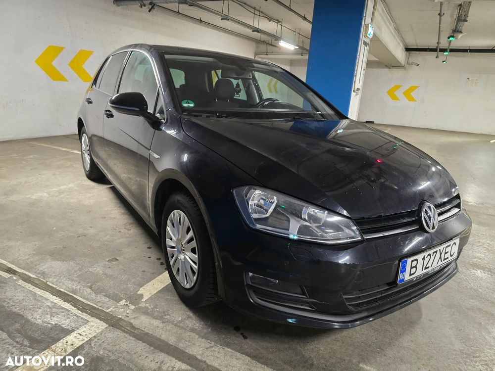 Volkswagen Golf - 2
