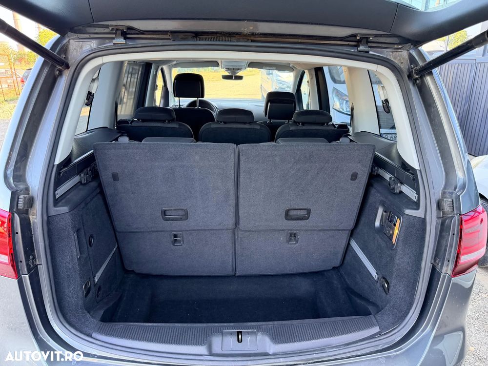 Volkswagen Sharan - 21