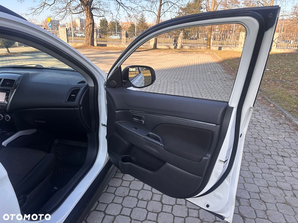 Mitsubishi ASX 1.8 DI-D 4WD Instyle - 26