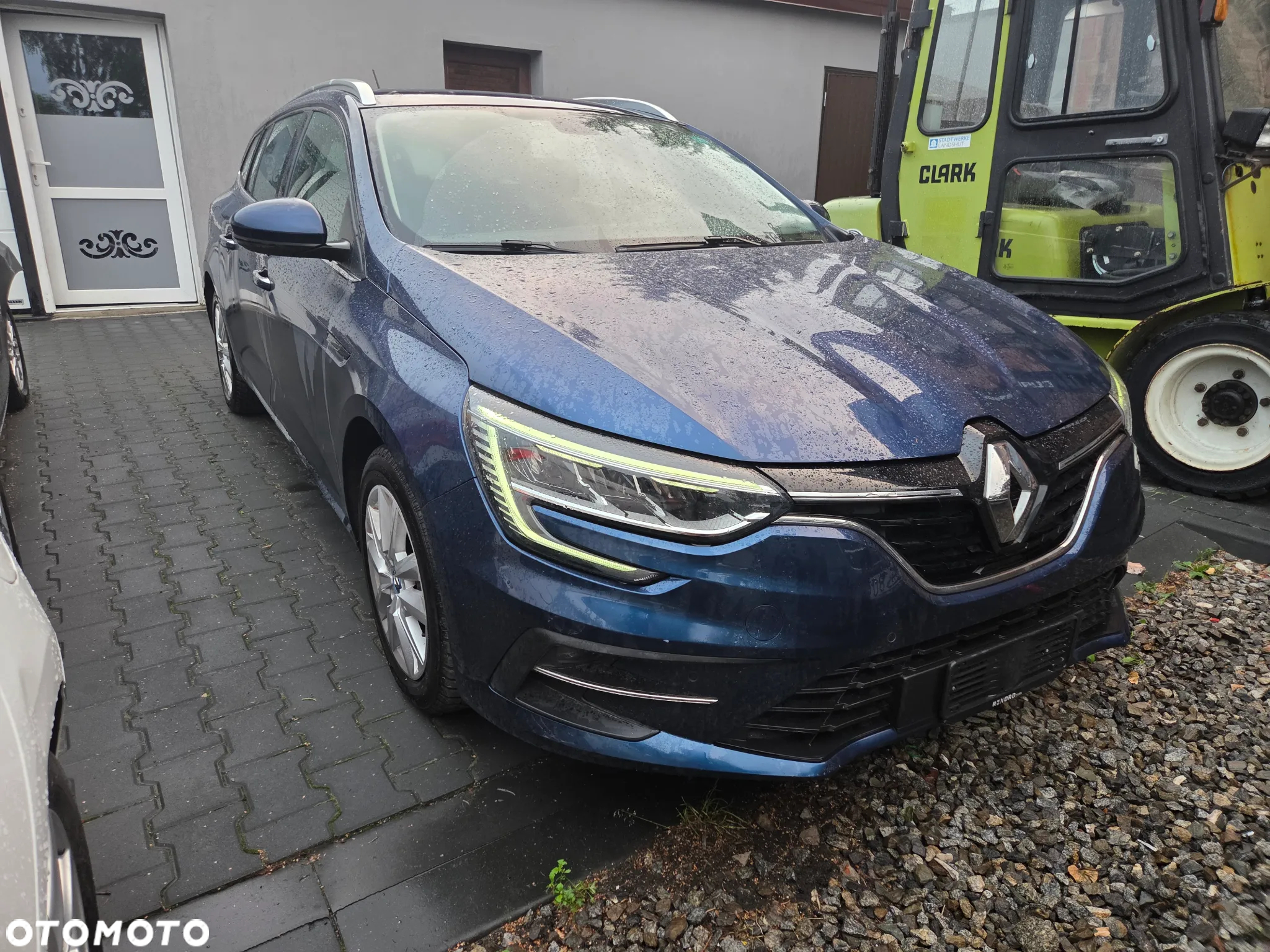 Renault Megane Grandtour E-TECH Plug-in 160 ZEN - 2