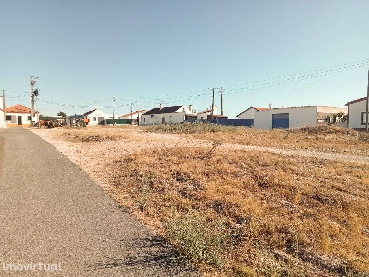 Terreno com uma área bruta de construção de 250m2 - Grande imagem: 3/3